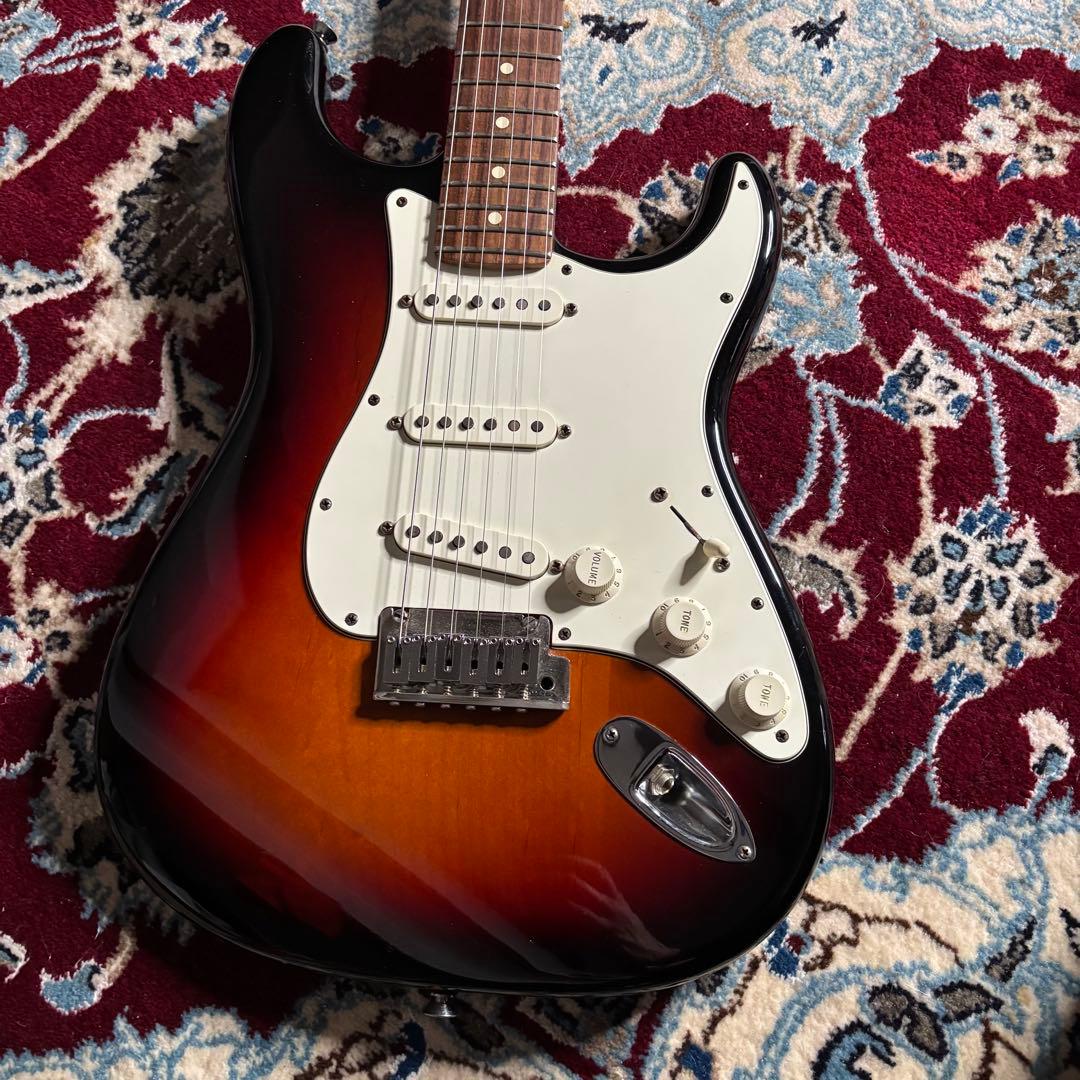 Fender USA Stratocaster Sunburst 2011年製