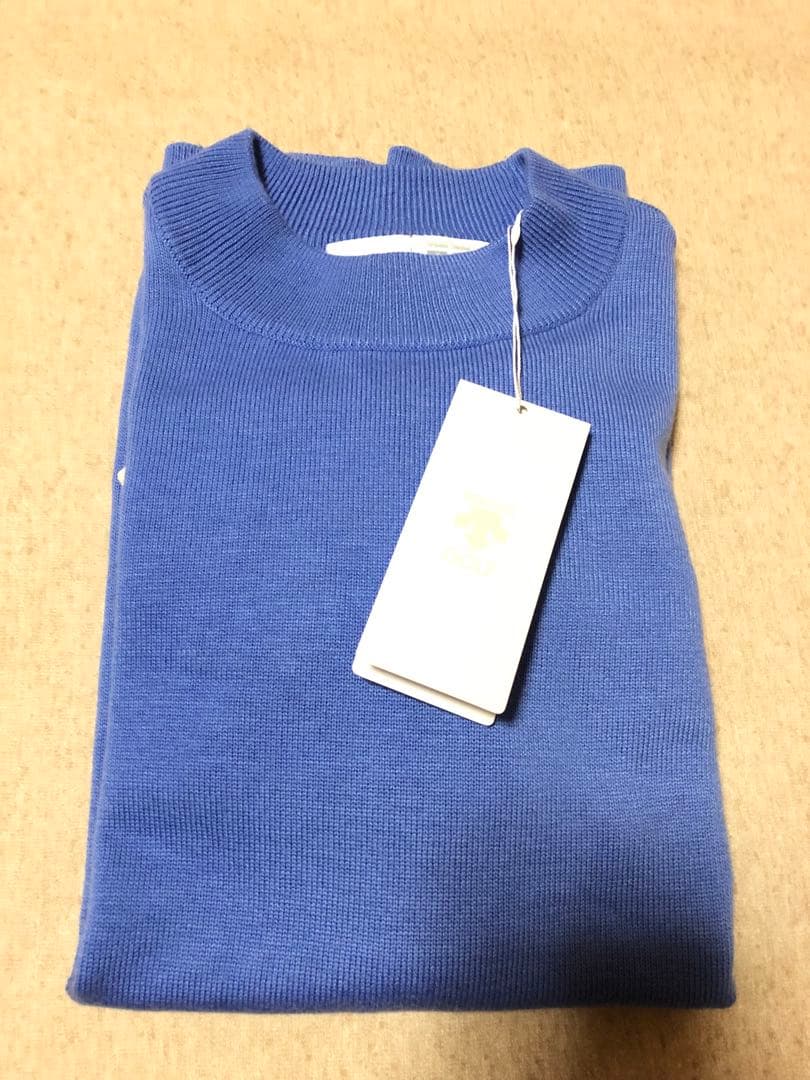 新品未使用タグ付きデサントゴルフセーター