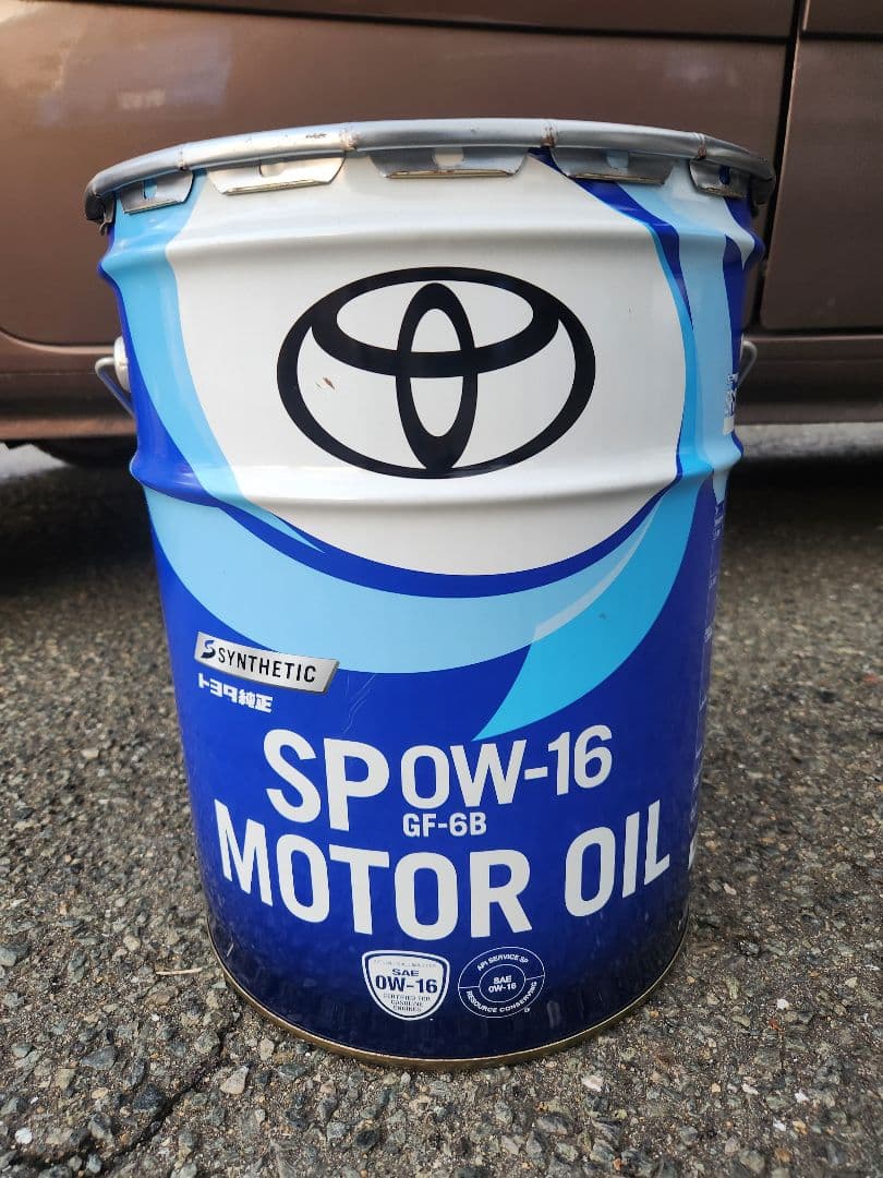 な*♪様 トヨタ純正モーターオイル SP 0W-16　20リッター　ペール缶　新