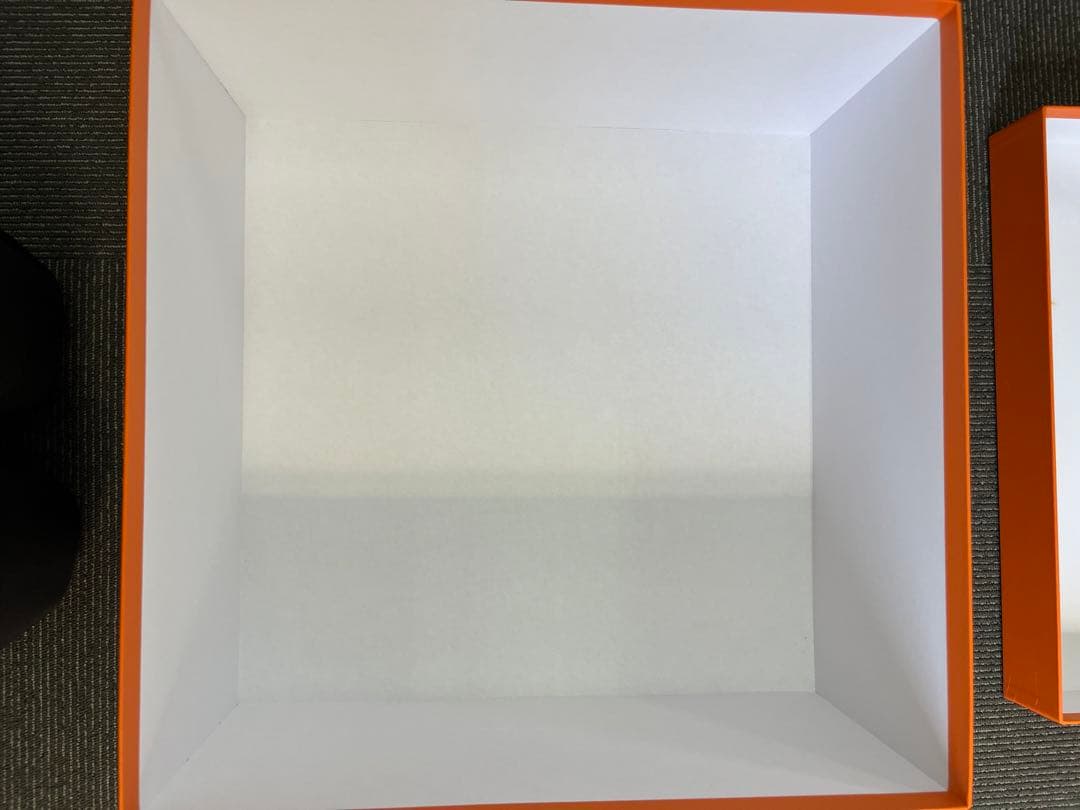 HERMES バッグ空箱　おまけルイヴィトン箱付