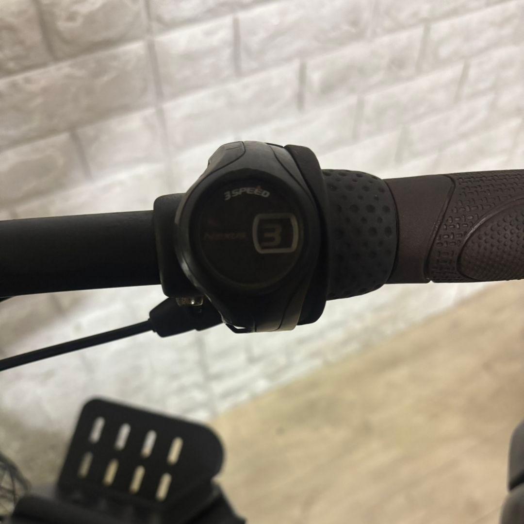 ✨2016〜2018製✨美品✨室内保管✨送料込み✨ヤマハパスバビーUN子供乗せ！