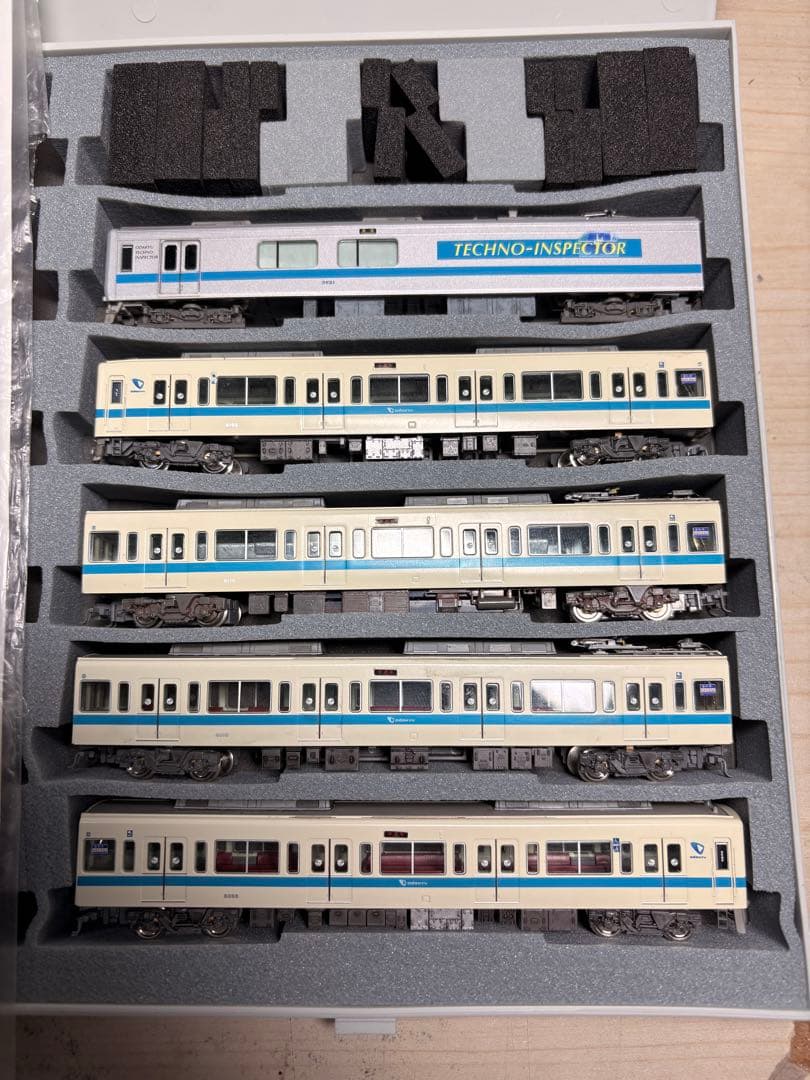 14時までセール品！小田急8000形+クヤ31テクノインスペクター室内灯付