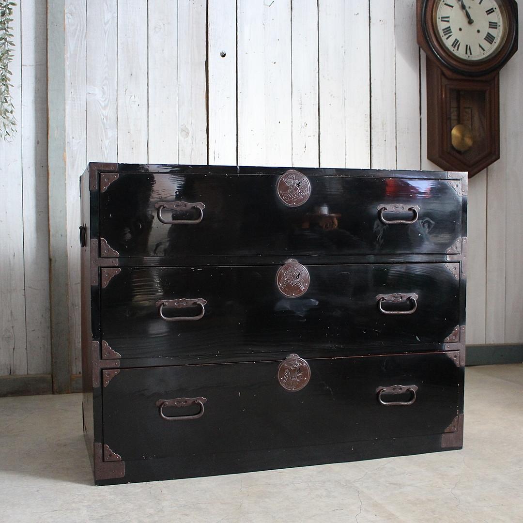 綺麗な丸金具庄内箪笥　3段　タンス　収納　古家具　古民家　時代家具