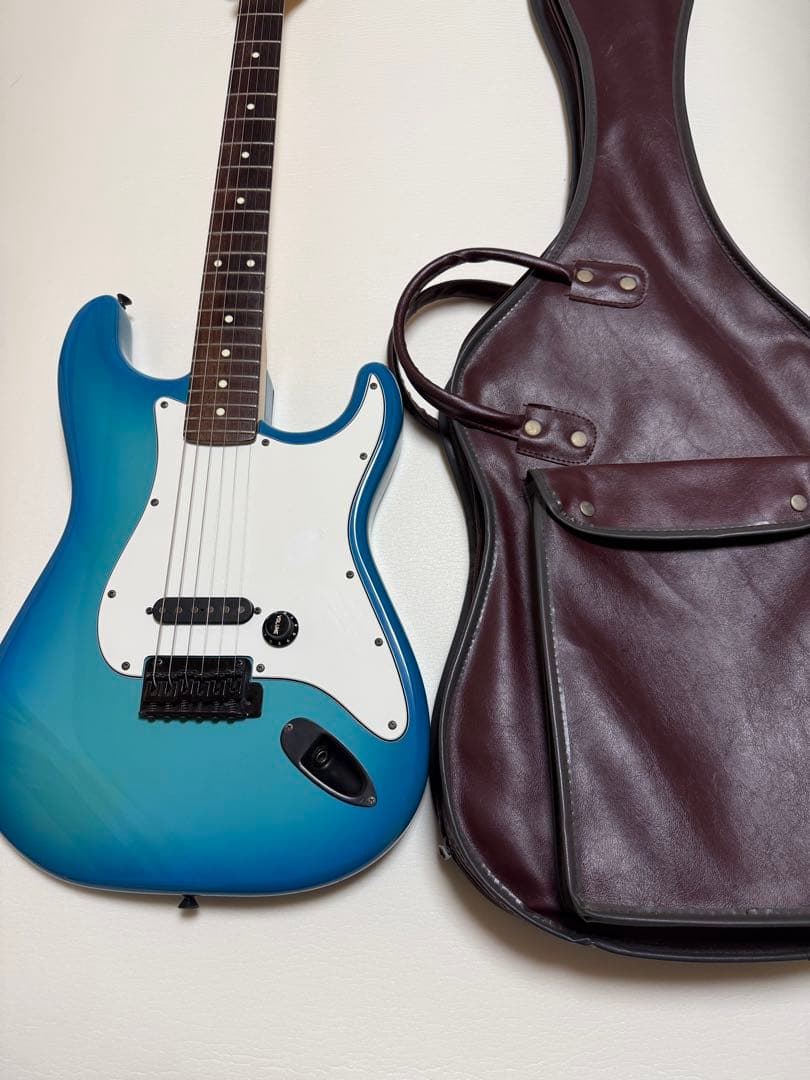 Bill Lawrence BCOR-55B ／ストラップ／ソフトケース付き