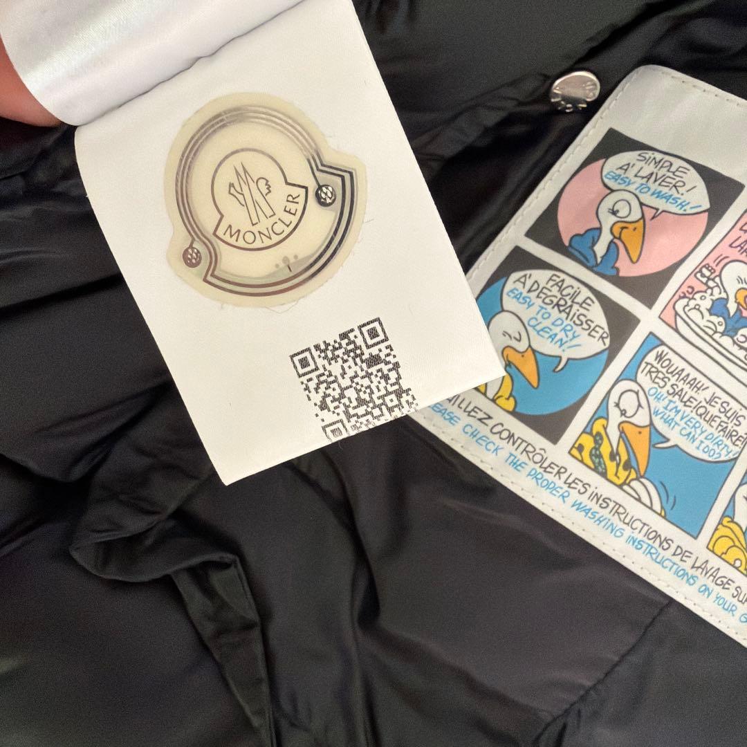 MONCLER ブラック ダウンジャケット BRAMANT