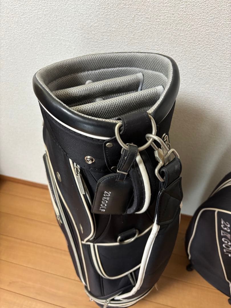 23区ゴルフ 9型 軽量キャディバッグ 23VINGT-TROIS