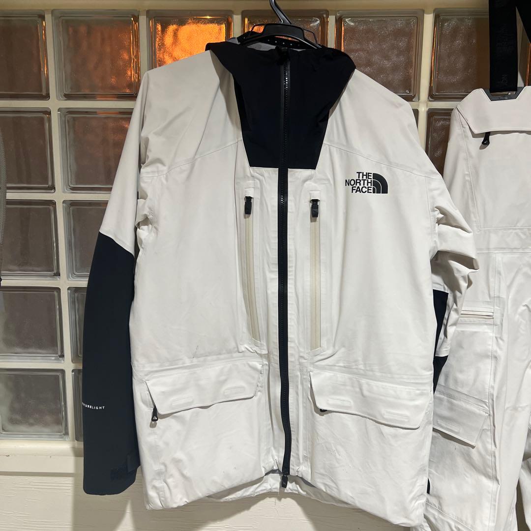 THE NORTH FACE フューチャーライトスノーウェア