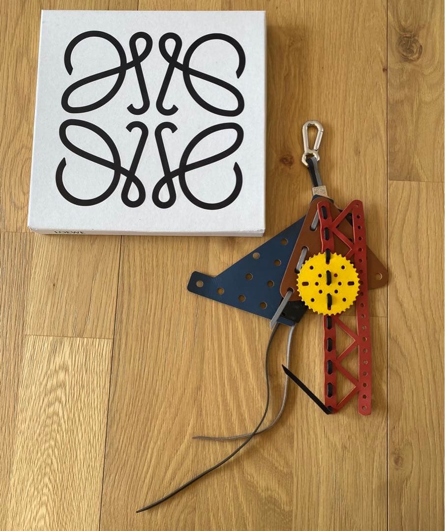 【新品未使用】LOEWE ロエベ　キーリング　バッグチャーム　キーホルダー