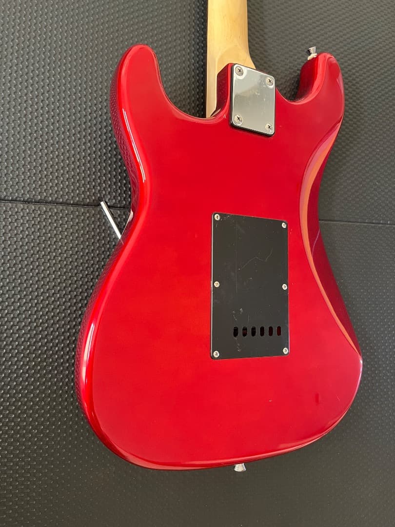 ストラトタイプ　マッチングヘッドギター