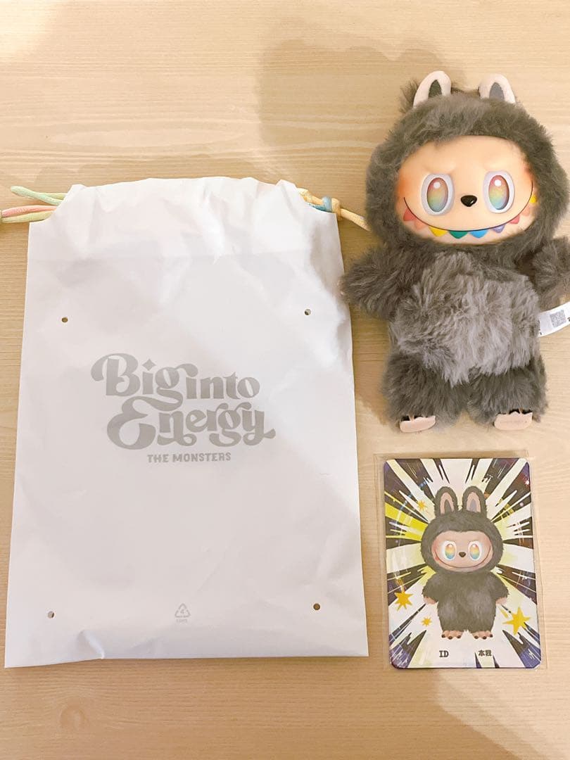 減額しました早い者勝ちです！[正規品]ラブブ　シークレット