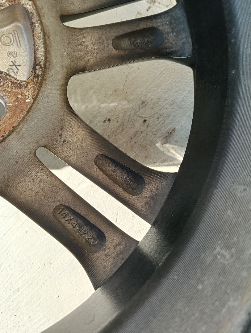 はるさま②ブリヂストンスタッドレスタイヤセット155/65R14 14インチ