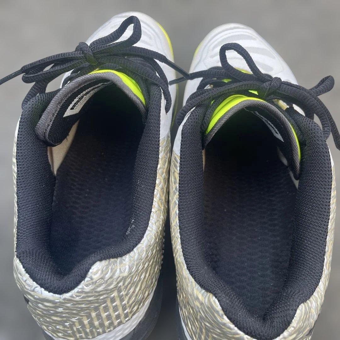 [美品]ヨネックス　テニスシューズ(27.5cm)