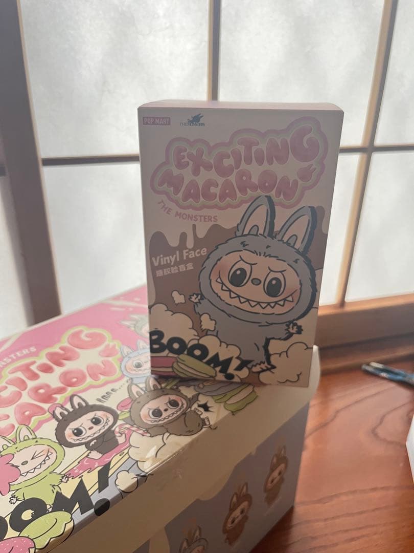 POP MART Exciting Macaron Vinyl Face 一体
