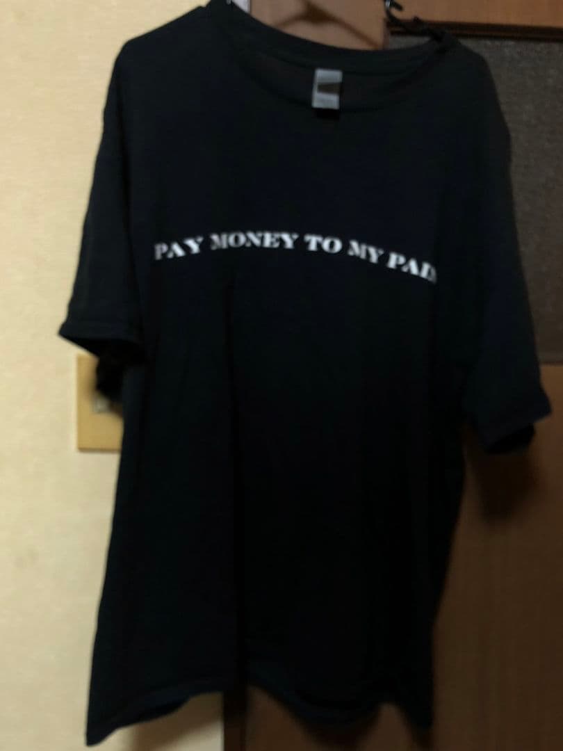 pay money to my painロゴTシャツ