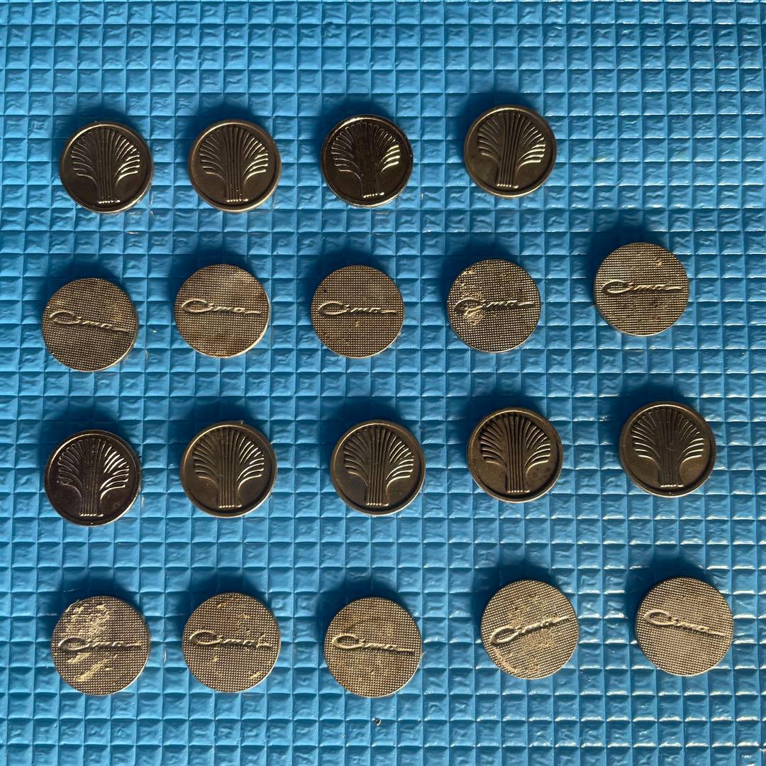 日産　三代目　シーマ　cima マーカー　メダル