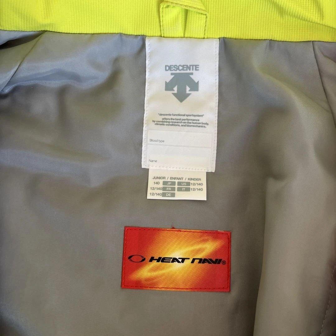 美品！DESCENTE 子供用スキーウェア 140サイズ