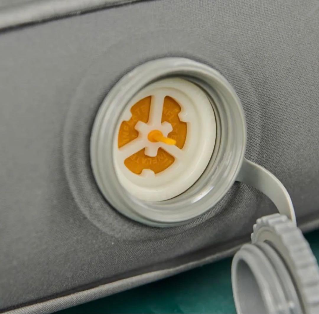 【美品】車中泊　Coleman インフレーターマット ハイピーク シングル