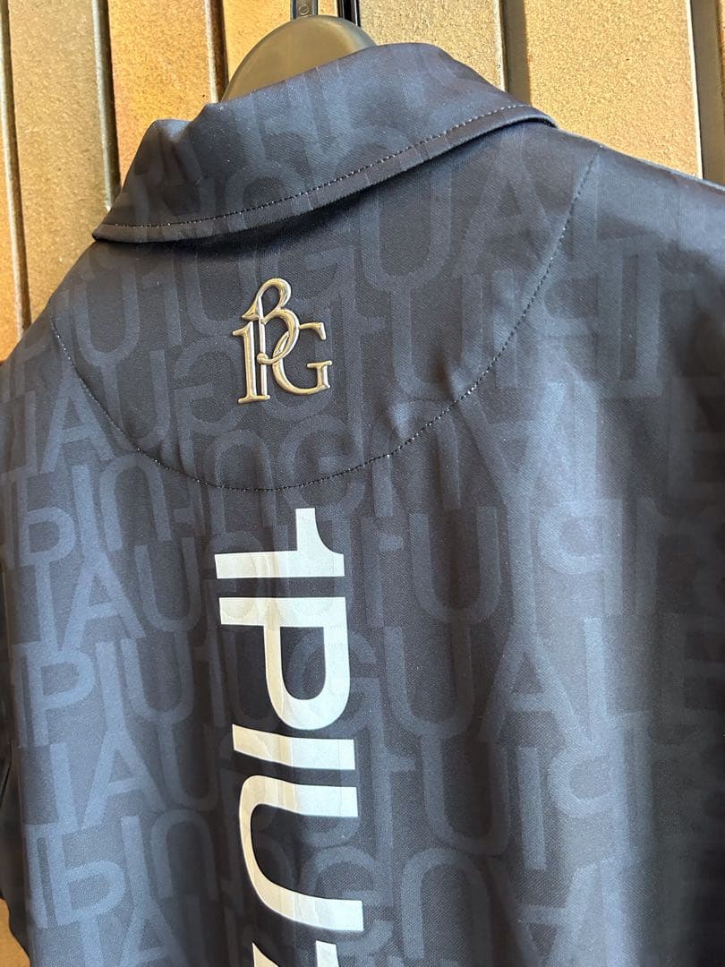 ウノピゥ 1PIU1UGUARE3 黒 ポロ Mサイズ 新品未使用タグ付き