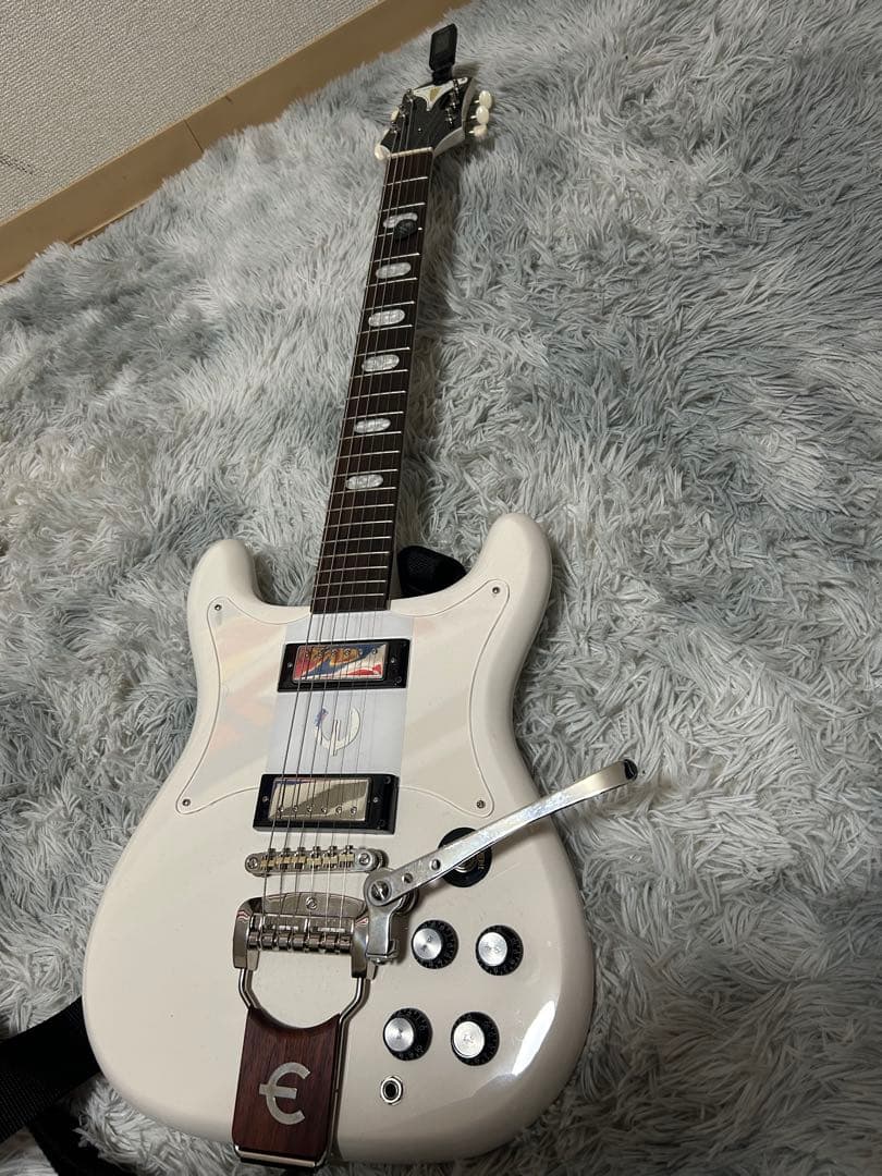 Epiphone Crestwood Custom エピフォン　ギター