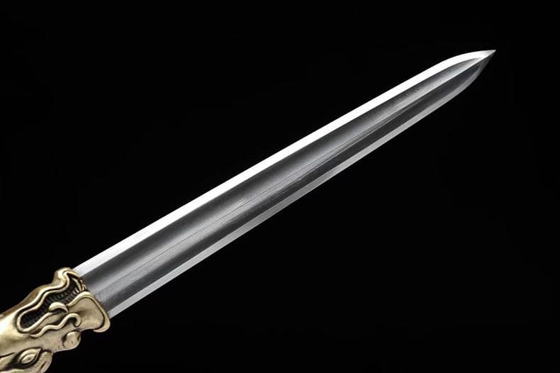 ドラゴンの刃  古兵器 武具 刀装具 日本刀 模造刀 居合刀  ダイヤモンドきね