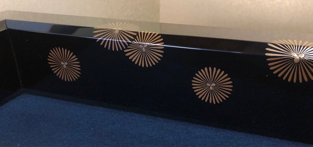 ❗️割引《R》茶道具 黒真塗 唐松蒔絵 炉縁 漆匠 春象造 共箱 260105か4