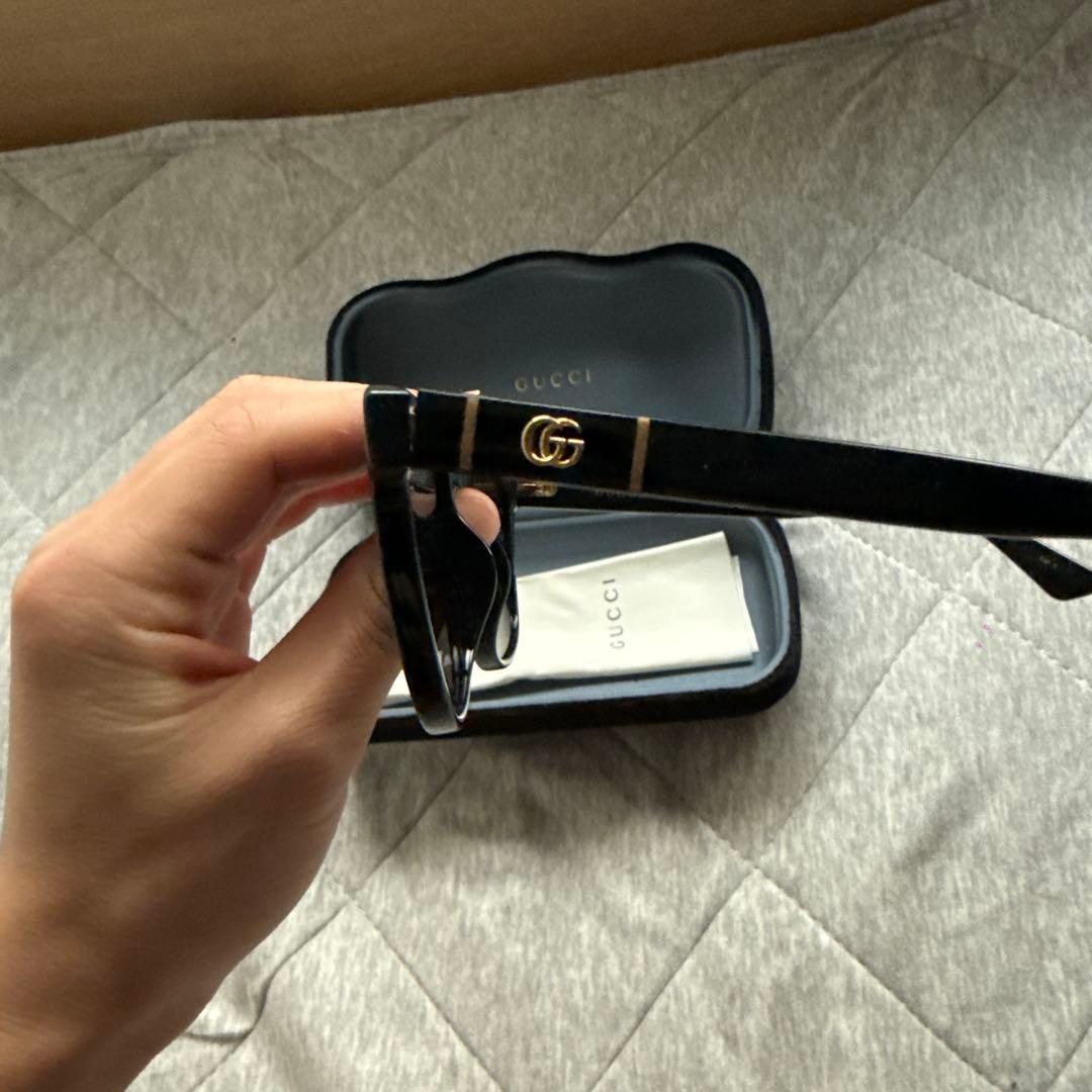 GUCCI ブラック サングラス GGロゴ ケース付き