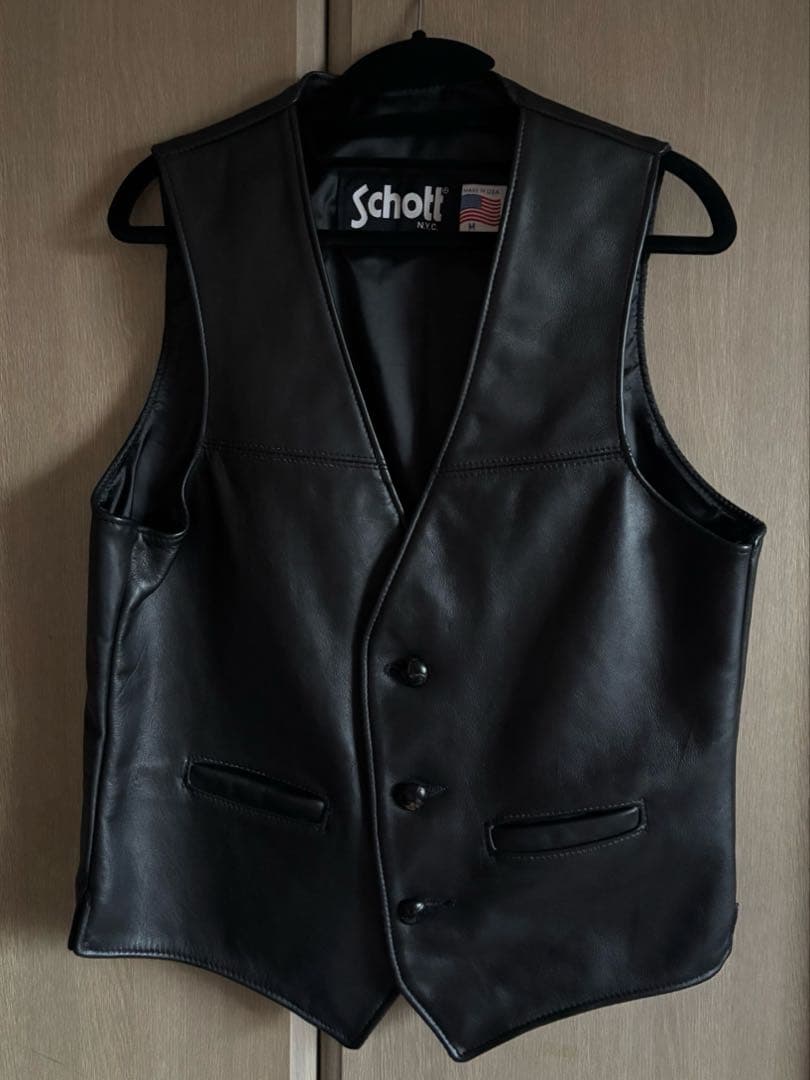 レザーベスト　SCHOTT