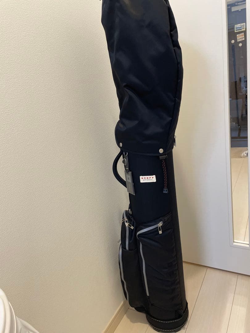 【新品　未使用　送料込み】ONOFF グローブライド 7型 キャディバッグ