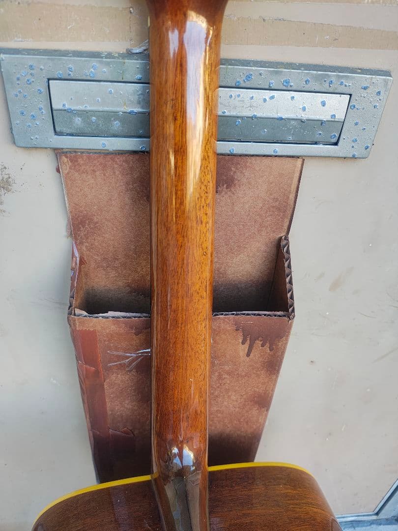 美品 Takamine 200シリーズ(？)NA 型番不明 PU付きエレアコ