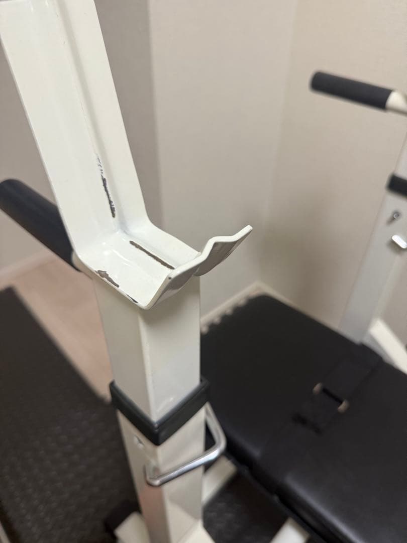 トレーニングベンチ　ダンベル