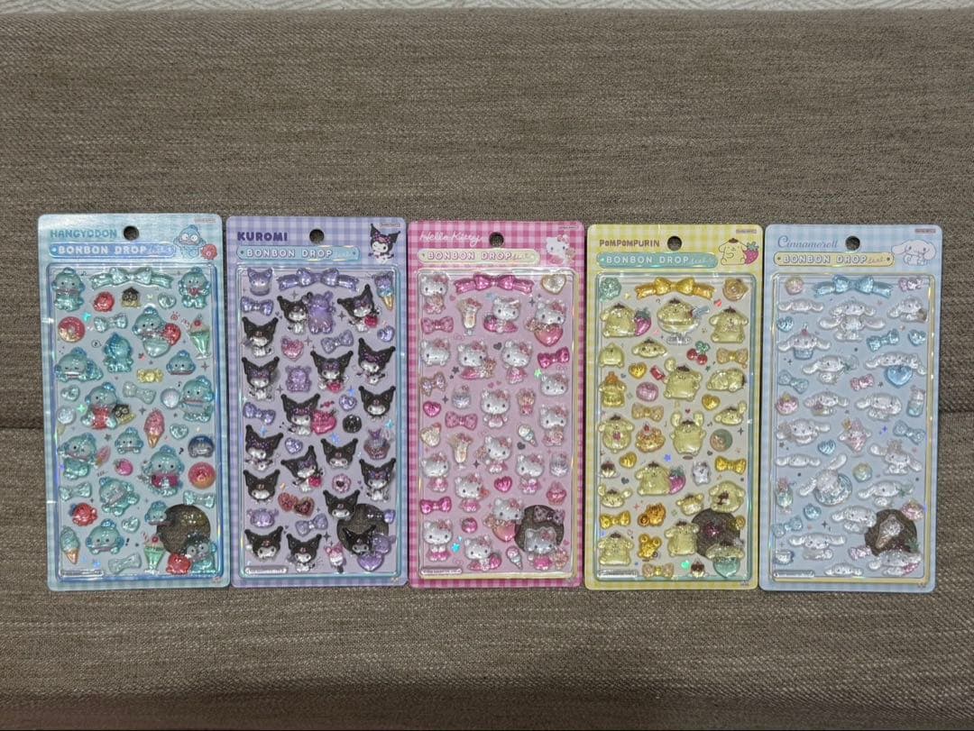 国内正規品　サンリオ　第二弾　ボンボンドロップシール