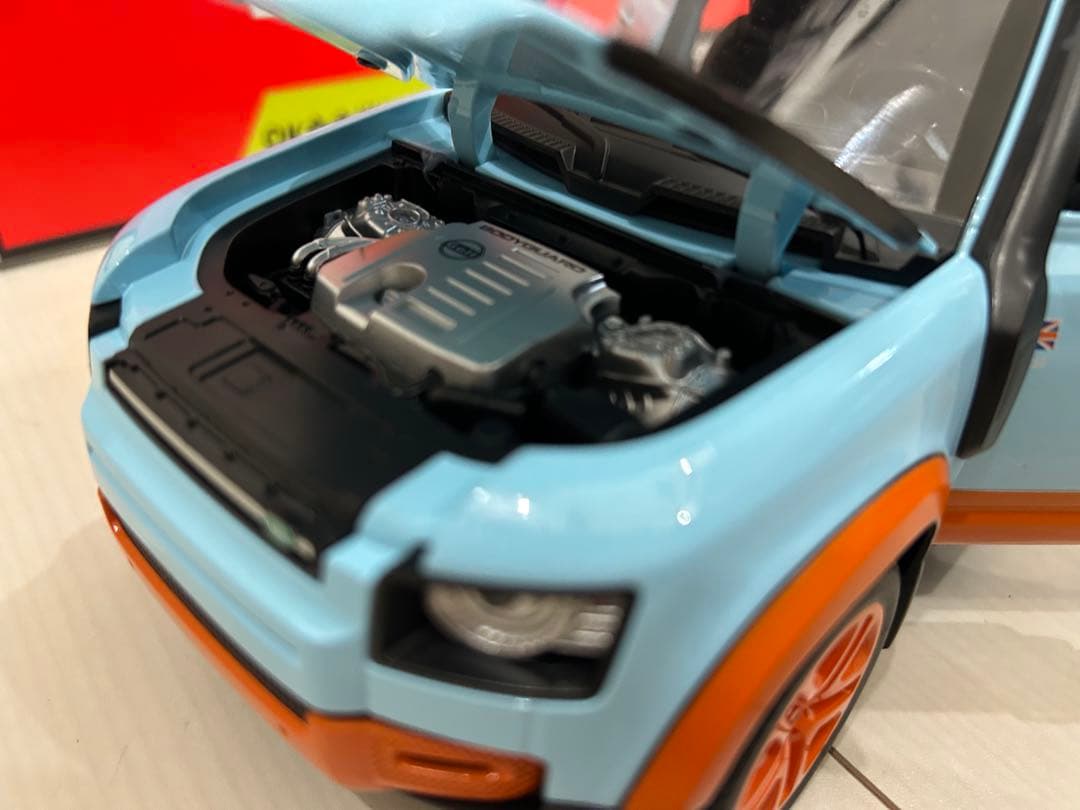 新品 希少 1/18 ランドローバー ディフェンダー Golf カスタム 仕様