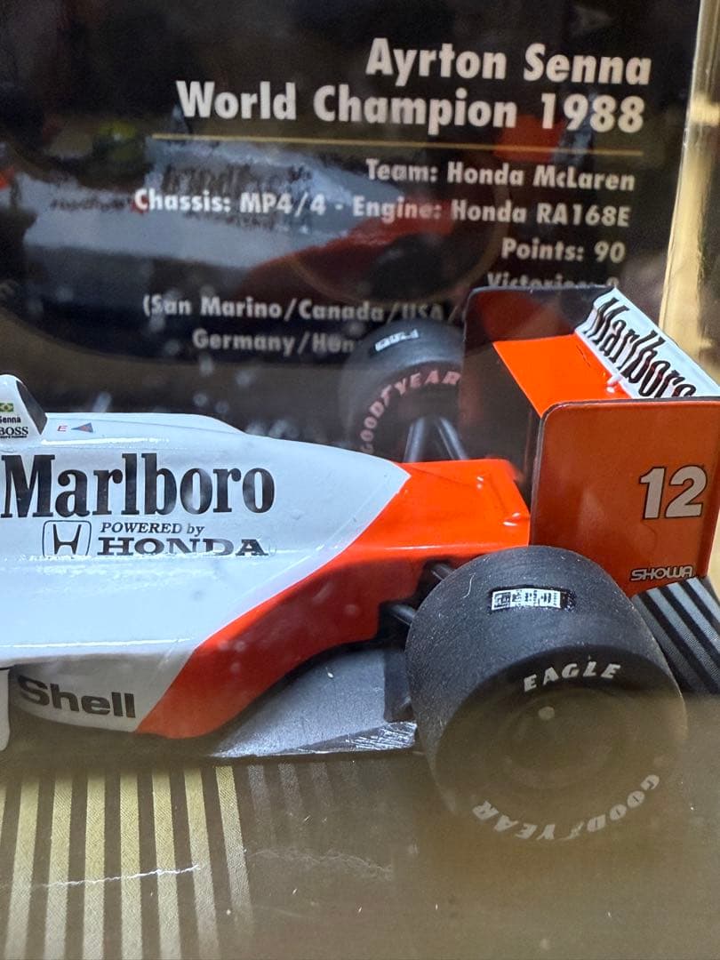 1/43 F1ミニチャンプス　マクラーレン MP4/4
