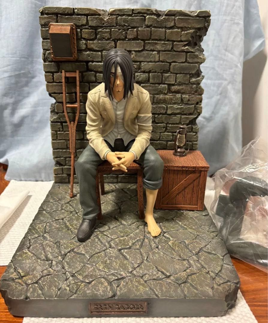 進撃の巨人 エレン・イェーガー ガレージキット ガレキ スタチュー①④