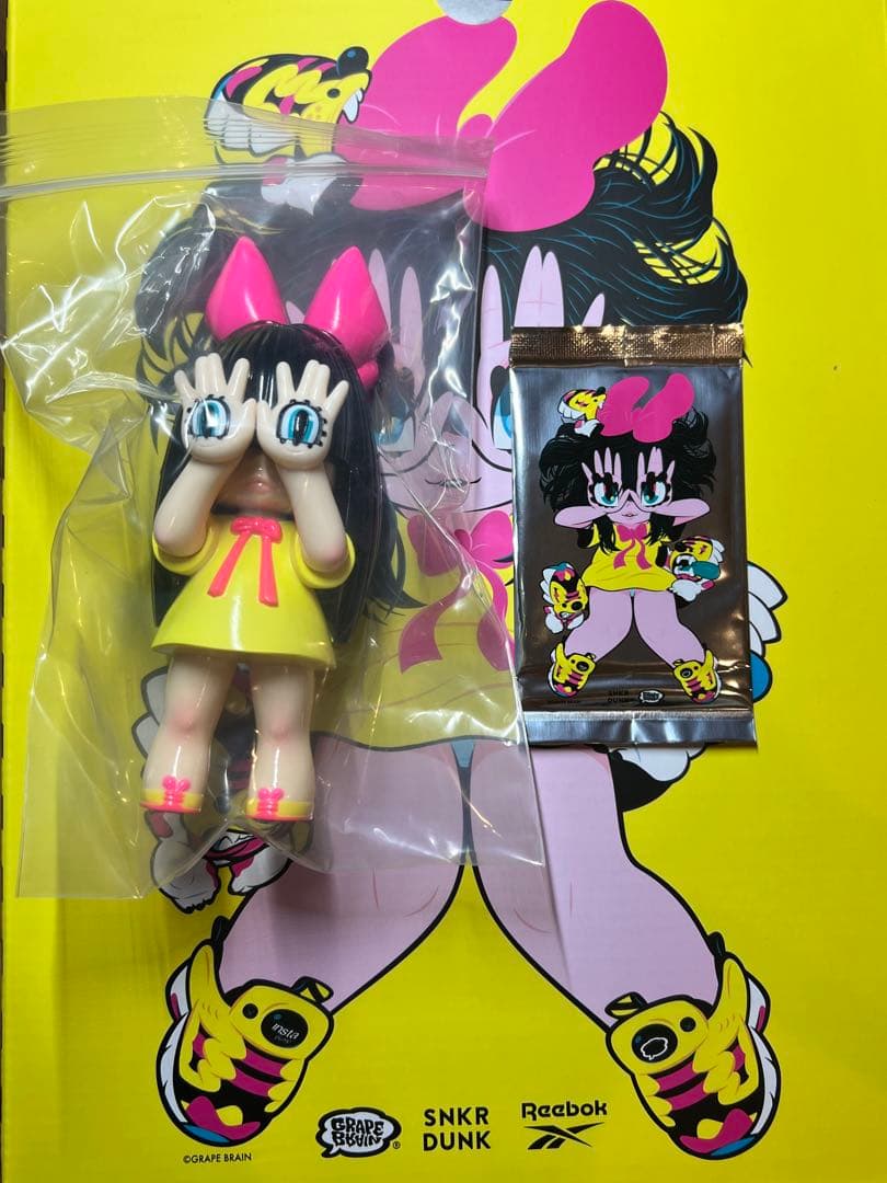 (黒)ReebokGRAPE BRAIN SNKRDUNKにぎるちゃんソフビ