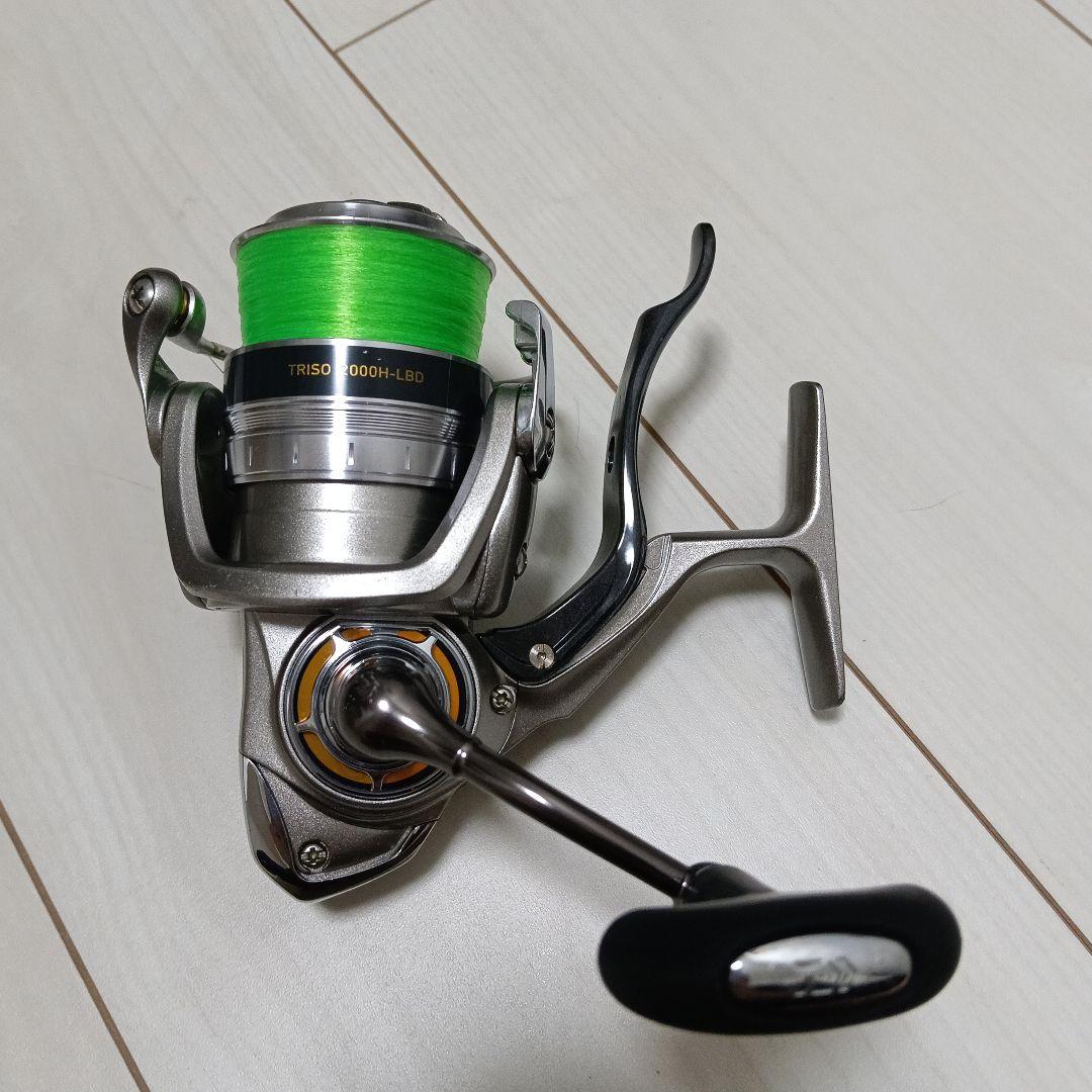 ダイワ　TRISO 2000H-LBD スピニングリール