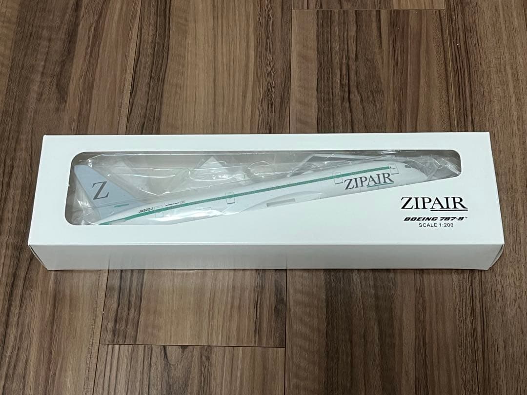 【5/25まで】1:200 ZIP Air B787-8 JA822J