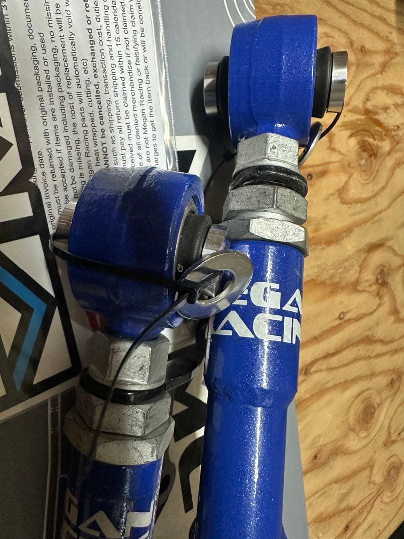 フロントロアキャンバーアーム BMWM2F82 F83 M4 メーガンレーシング