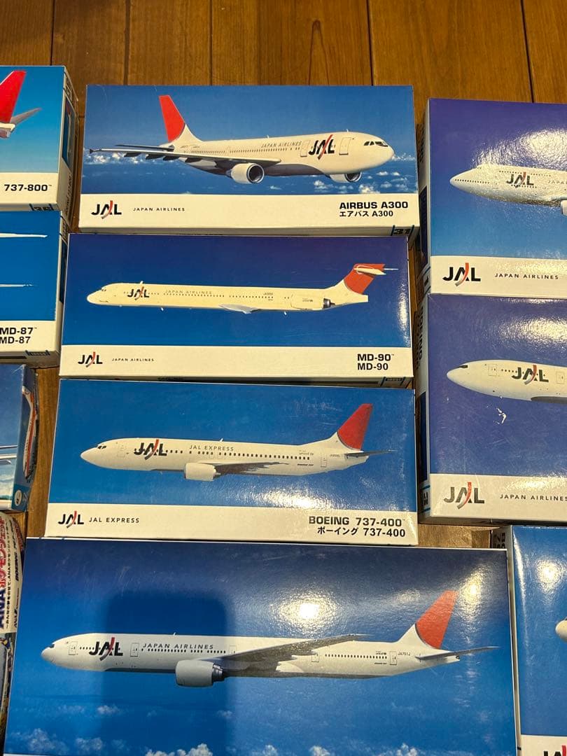 ハセガワ　国内線　旅客機　プラモデル　１１機　未組立