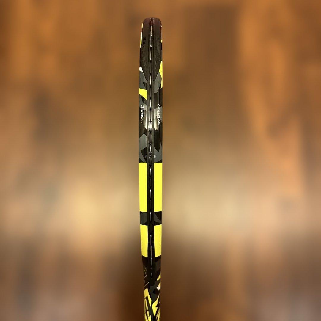 バボラピュアアエロ2022・2023