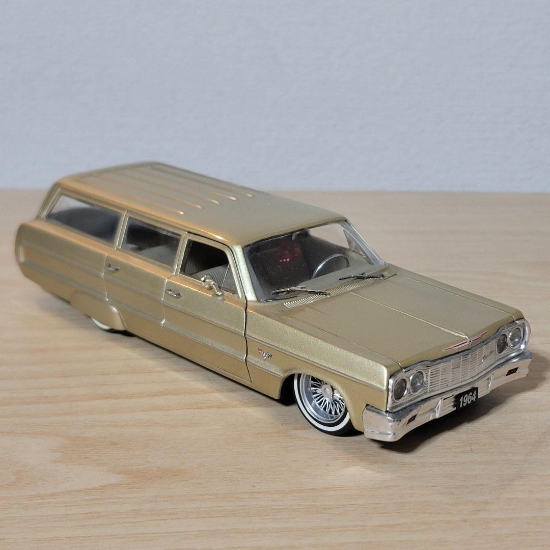 1/24 Jadatoys 64 シボレー インパラ ワゴン