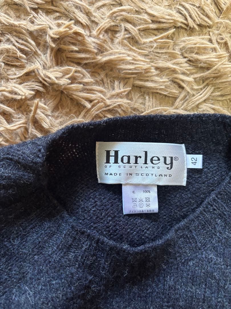Harley of Scotland クルーネックセーター