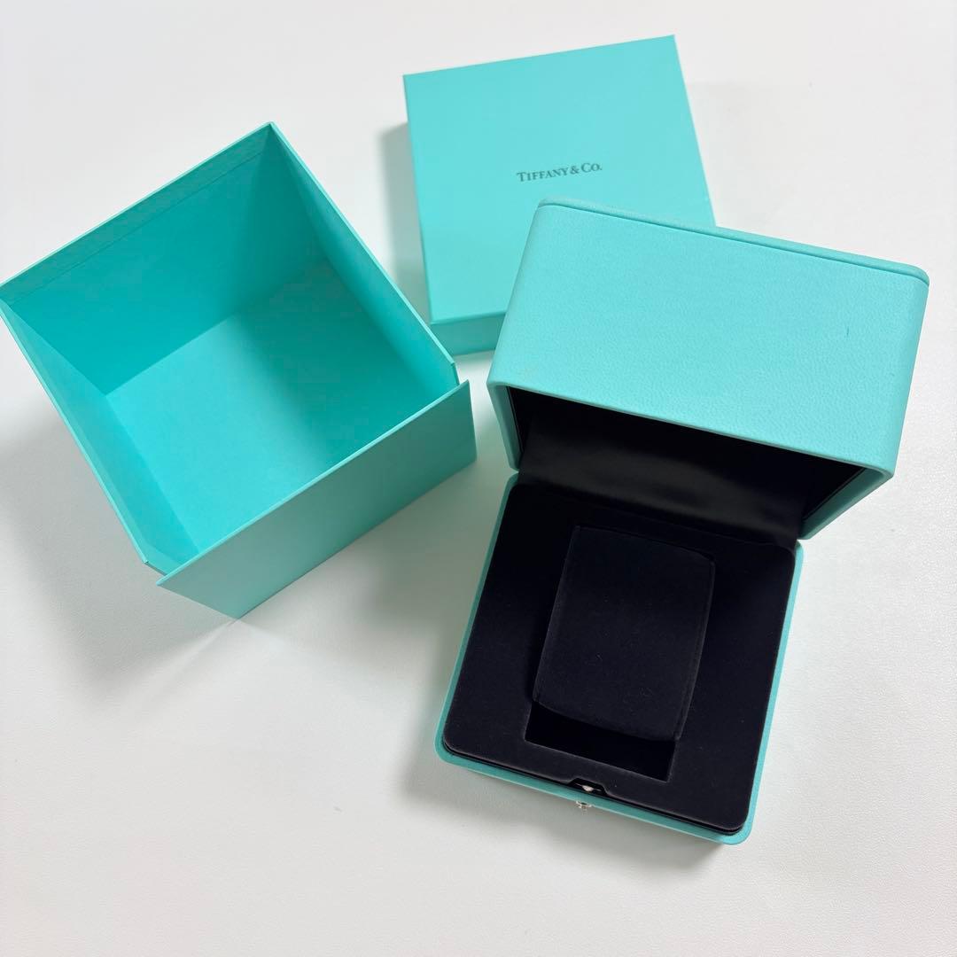 ティファニー　現行品　時計　ケース　空箱　ギフトボックス　最新仕様