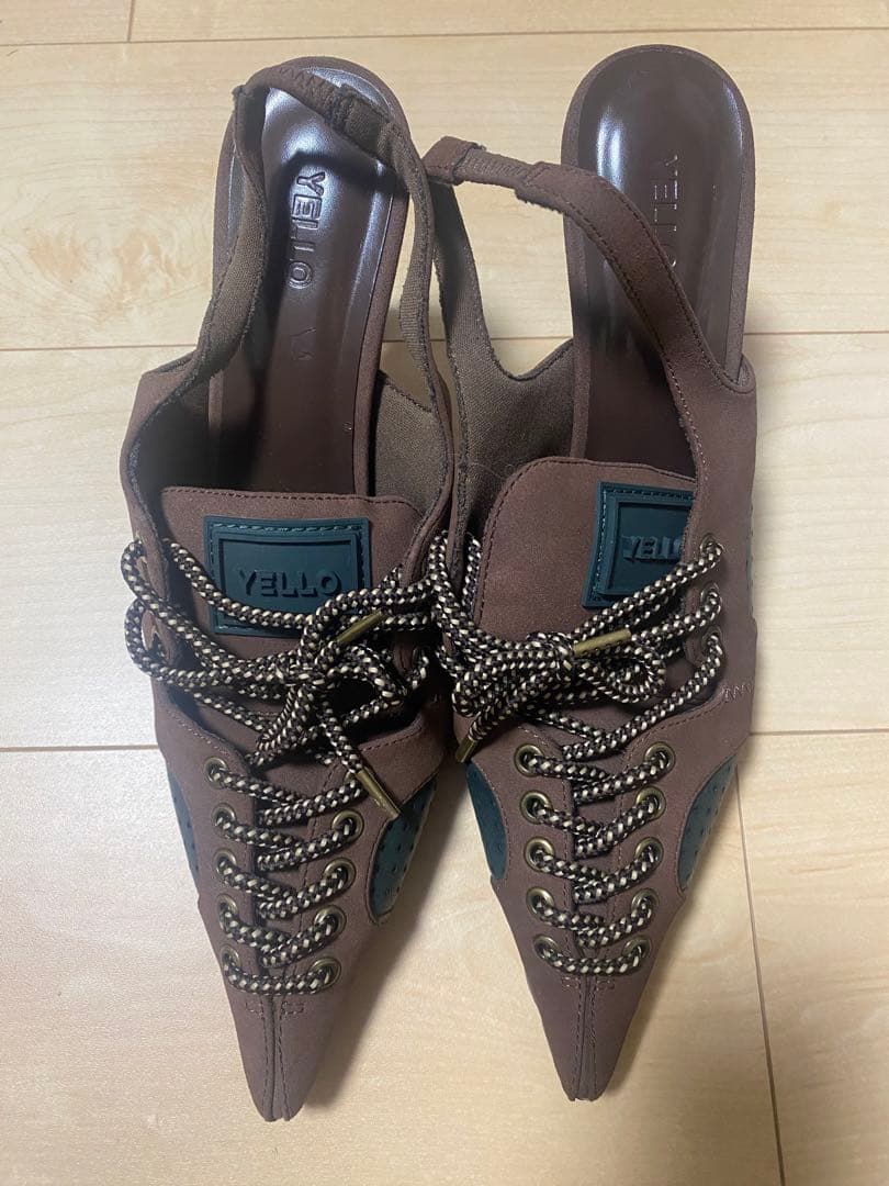 靴 YELLO ALTERNA SNEAKER HEELS