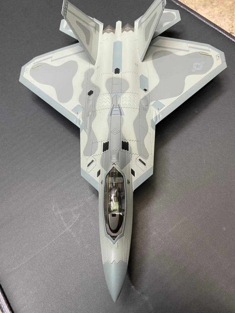 ホビーマスター　1/72 F-22ラプター　アメリカ空軍　ラングレー基地