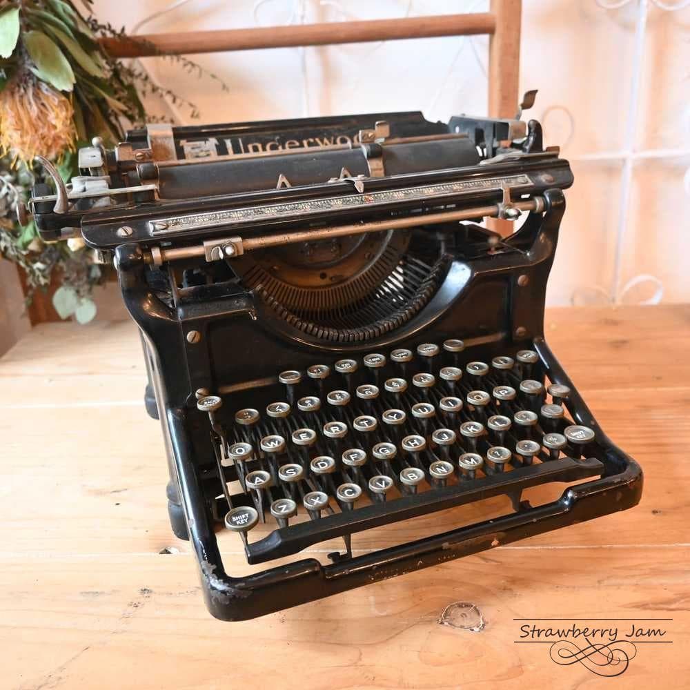 L3705-20 英国アンティーク UNDERWOOD タイプライター 店舗什器