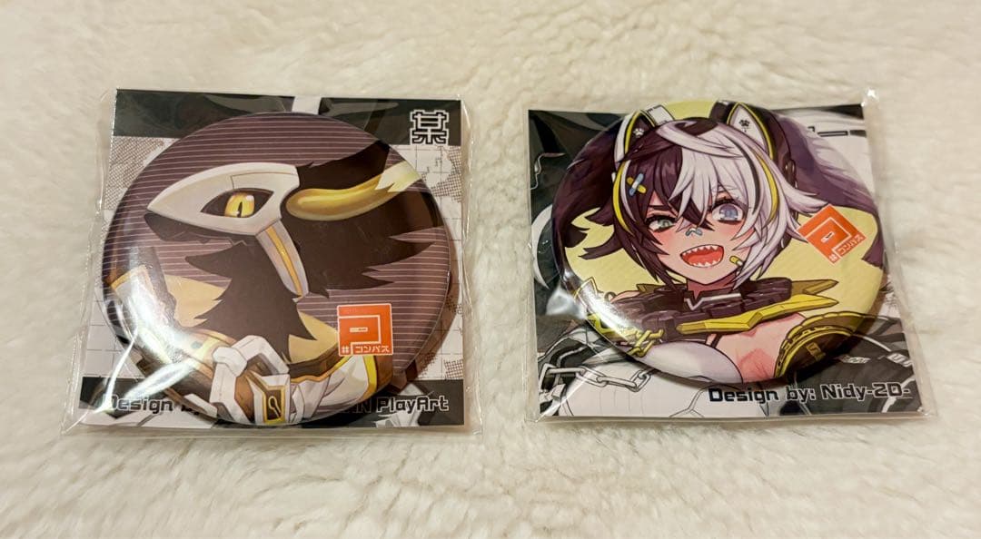 コンパス非売品缶バッジ