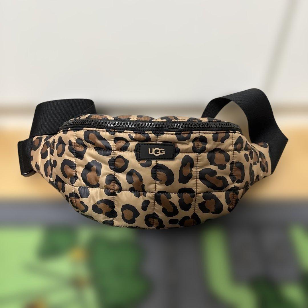 UGG ヒョウ柄 ボディバッグ