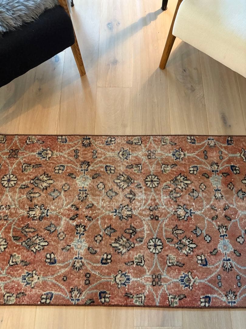 ヴィンテージラグ　サークルフラワー　テラコッタ　トルコ　アナトリア　ビンテージ