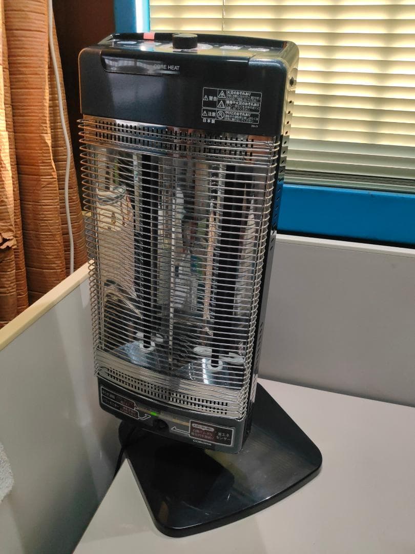 CORONA遠赤外線ヒーター☆11段階調整☆自動首振り☆2018年製【美品】